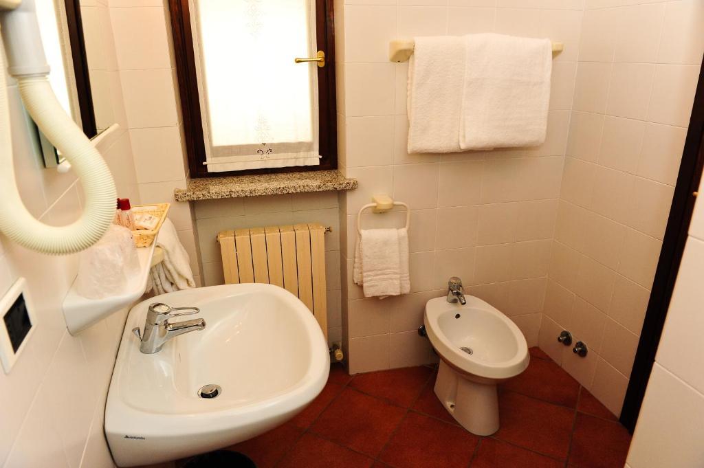 Il Carrettino Country Hotel トルトーナ 部屋 写真